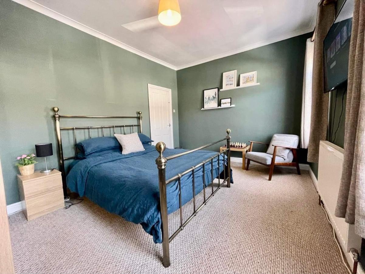 Spacious 3 Bedroom Retreat For Professionals Kingston upon Hull Exterior photo